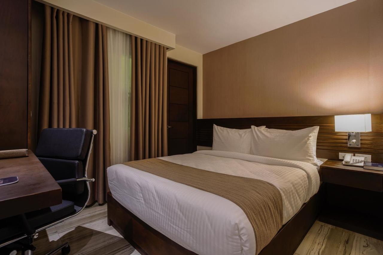Hotel Areca Legazpi Exterior photo