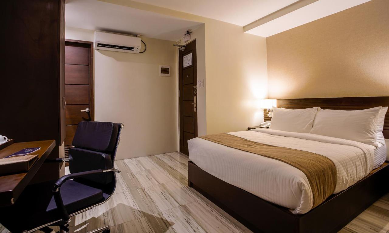 Hotel Areca Legazpi Exterior photo