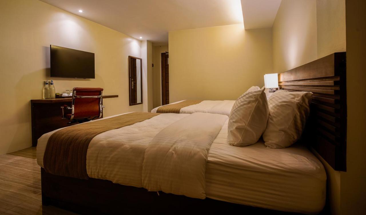 Hotel Areca Legazpi Exterior photo
